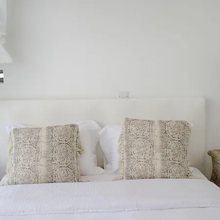 Mazatos Beachfront Gardens - With Balcony - Stunning & Tranquil Retreat - 3 Bedrooms