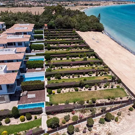 Mazatos Beachfront Gardens - With Balcony - Stunning & Tranquil Retreat - 3 Bedrooms Apartment